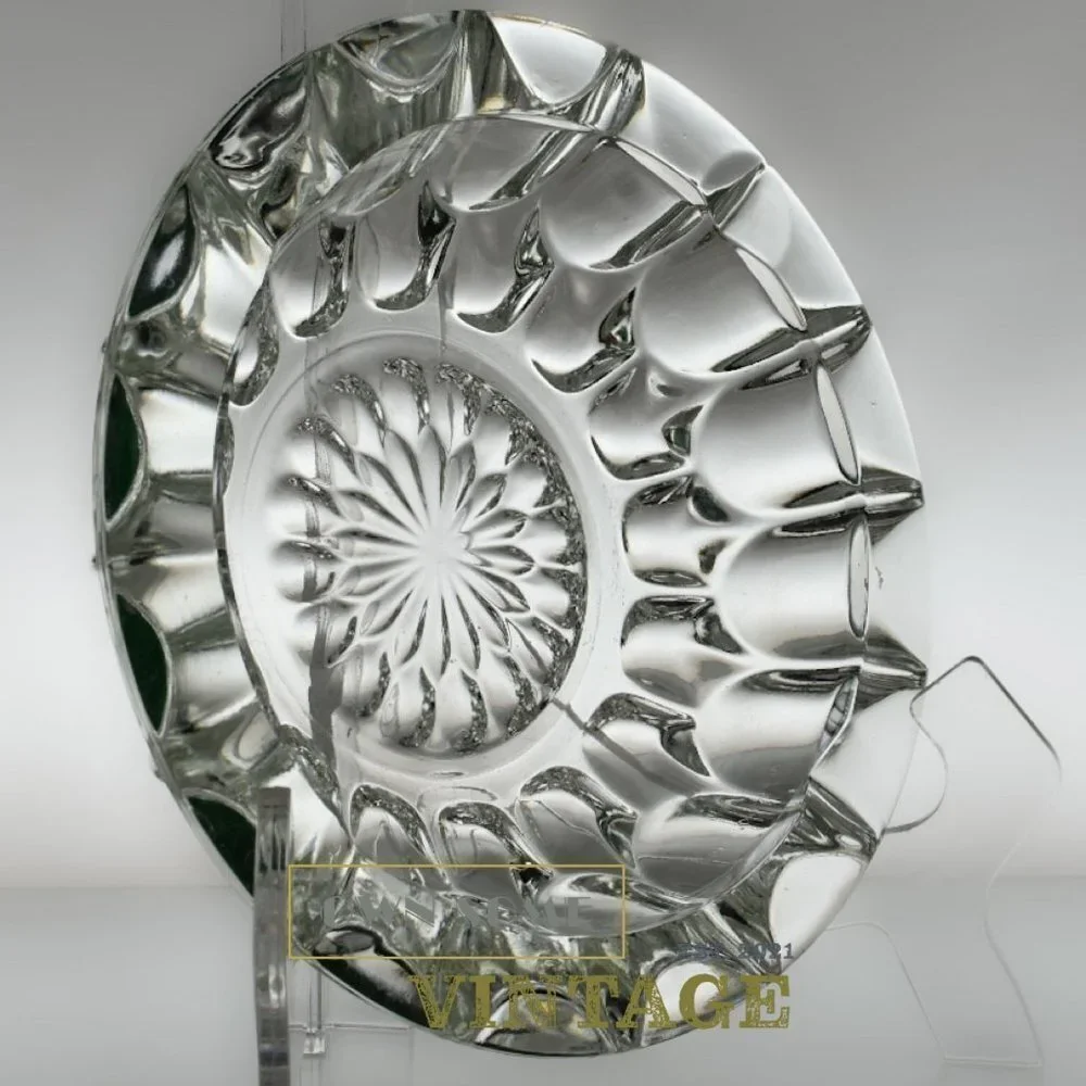 RETRO Glass Ashtray | Vintage 1970s Pressed Glass Heavy Ashtray | Unique Barware - Picture 7 of 7